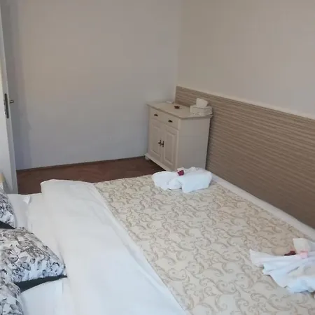 Apartament Cu Doua Dormitoare Apartamento